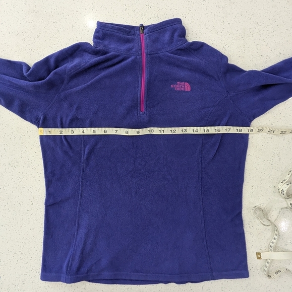 The North Face Women's Purple Fleece Jacket Sweatshirt Mock Neck 1/4 Zip Cozy S - Picture 3 of 9